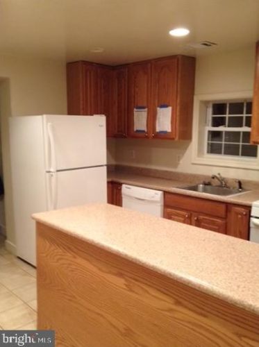 18508 Corby St, Triangle VA  22172-1806 exterior