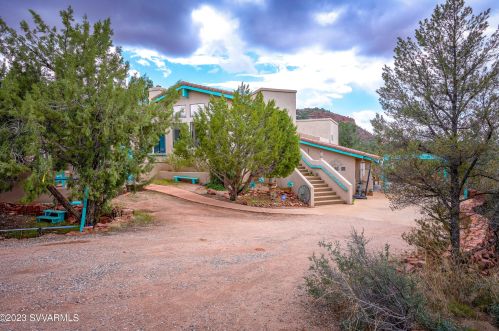 105 Castle Rock Trl, Sedona AZ 86336-6820 exterior