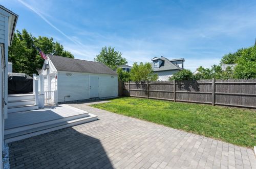 13 6 St, Nashua NH 03060-3141 exterior