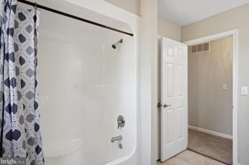 900 Short Ln, Seaford DE  19973-1136 exterior