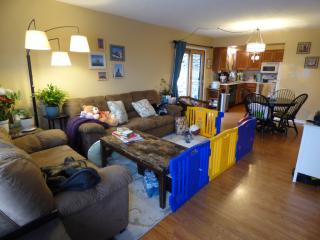 306 Orchard Cir, Manhattan KS  66502-4224 exterior