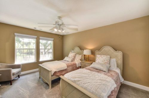 255 American River Canyon Dr, Folsom CA  95630-7142 exterior