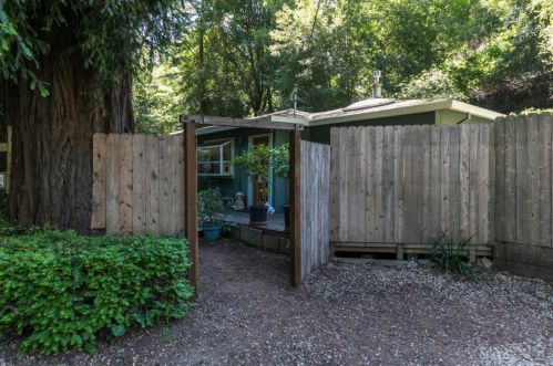 498 Redwood Dr, Lompico CA  95018-9123 exterior
