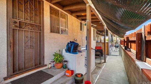 1565 Colegrove Ave, Montebello CA  90640-5001 exterior