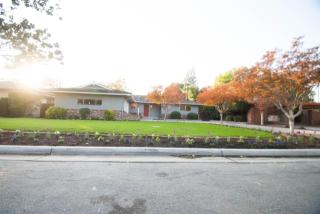 5549 Del Mar Ave, Fresno, CA 93704-2130