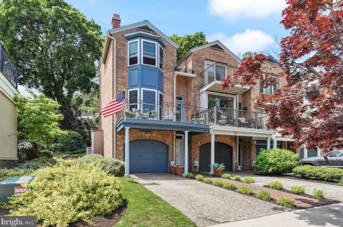 900 Wawaset St, Wilmington, DE 19806-3244