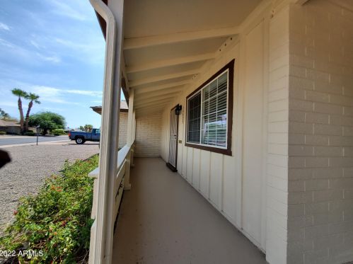 10825 Cherry Hills Dr, Sun City, AZ 85351-3750