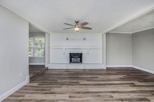 2406 Sunset Ln, Lutz FL  33549-8209 exterior