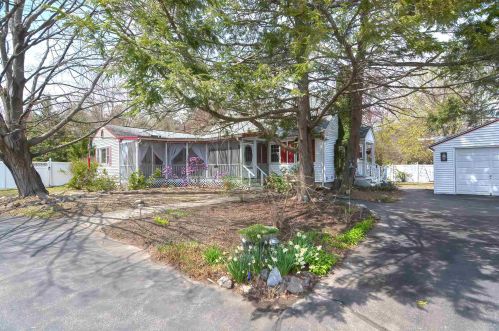 8 Catherine Rd, Salem, NH 03079-2004