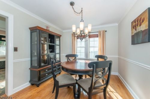 17 Kennedy Rd, Greystone Park NJ  07950-2311 exterior