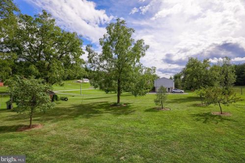 1109 Upper Van Reed Rd, Dauberville PA  19533-9342 exterior