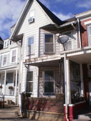 1007 Northampton St, Easton, PA 18042-4233