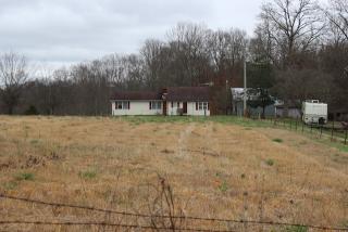 3258 Glendale Rd, Bybee, TN 37713-2125