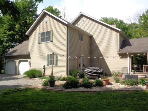 124 Hamburg Rd, Greenville PA  16125-1517 exterior