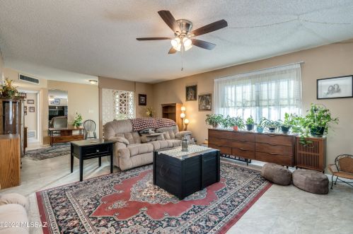 263 Abrego Dr, Green Valley AZ  85614-1504 exterior