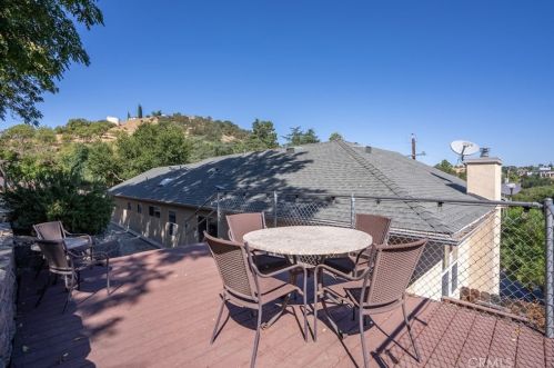 28 Fresno St, Lake Nacimiento CA  93446-2014 exterior