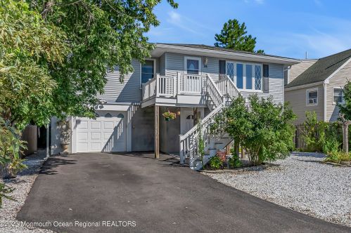 34 Bay Way, Bricktown, NJ 08723-7359