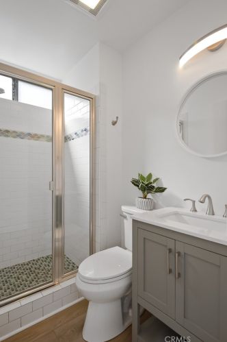 317 8th St, Manhattan Beach CA  90266-5629 exterior