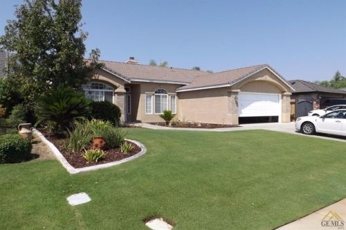 4315 Lockwood Dr, Bakersfield, CA 93312-8673