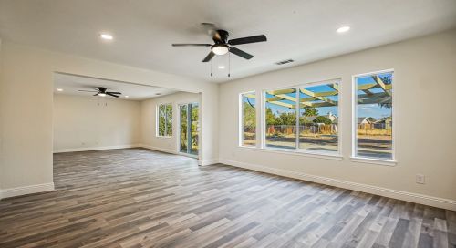 11501 Low Chaparral Dr, Victorville CA  92392-9566 exterior