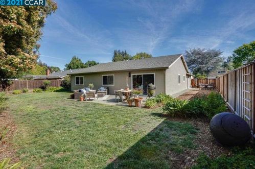 519 Navajo Pl, Danville CA  94526-5135 exterior