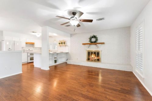 2039 Oak Shr Dr, Humble TX 77339-1724 exterior