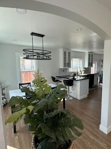 2407 107th Ave, Oakland, CA 94603-4107