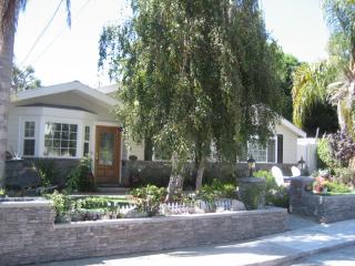 558 30th St, Manhattan Beach CA  90266-2213 exterior
