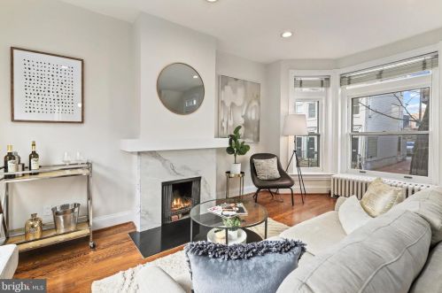 1508 Swann St, Washington DC 20009-3942 exterior