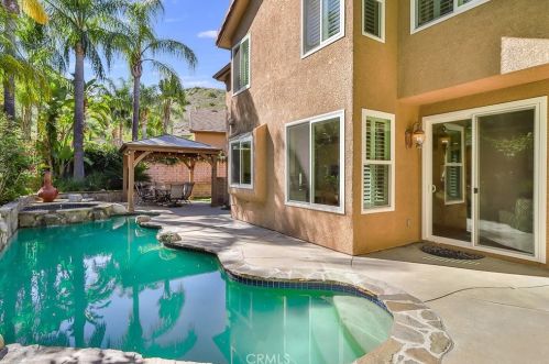 358 Anzio Way, Calabasas CA  91377-4851 exterior