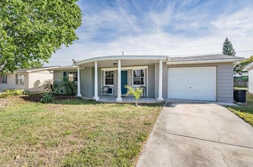 4220 Woodfield Ave, Tarpon Springs, FL 34691-1654