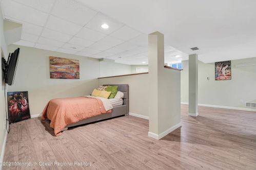 45 Enclosure Dr, Morganville NJ  07751-1807 exterior