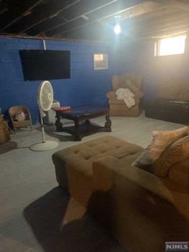 9005 Grand Ave, North Bergen NJ  07047-4430 exterior