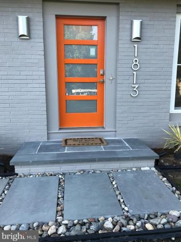 1813 Line St, Lansdale, PA 19446-1635