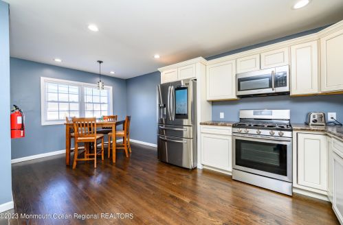 58 Richardson Ave, Tinton Falls NJ  07724-1313 exterior