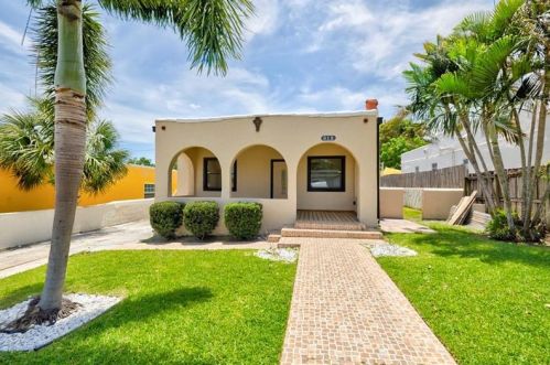 812 31st St, West Palm Beach, FL 33407-5002