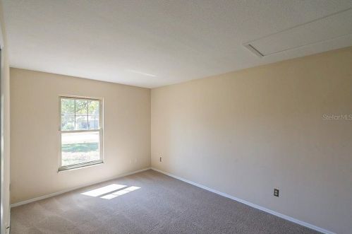 2049 El Campo Ave, Deltona FL  32725-3204 exterior