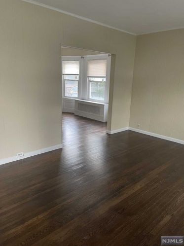 76 Lincoln Ave, West Paterson NJ  07424-1535 exterior