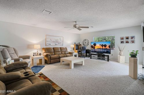 9241 Briarwood Cir, Sun City, AZ 85351-1323
