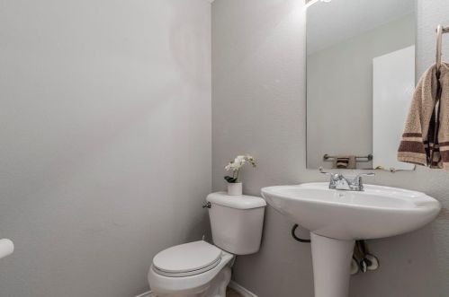 1509 Fieldstone Dr, Oak Point TX 75068-6442 exterior