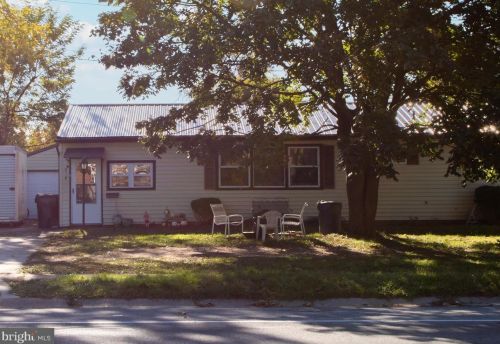 278 Webbs Ln, Dover, DE 19904-5436