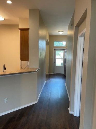 1209 Brownford Dr, Burleson TX  76028-6826 exterior