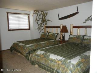 254 High Pass Way, Tannersville, PA 18372-7715