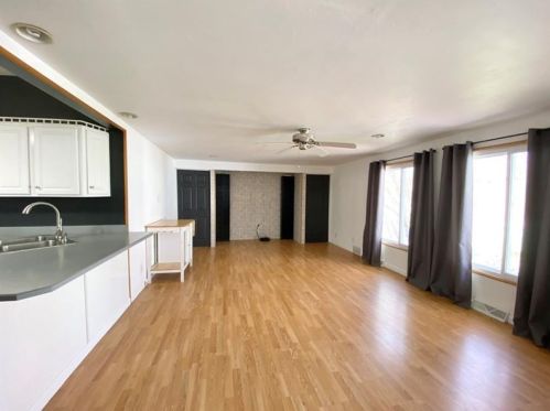 125 Englewood Ave, New Castle PA 16105-2167 exterior