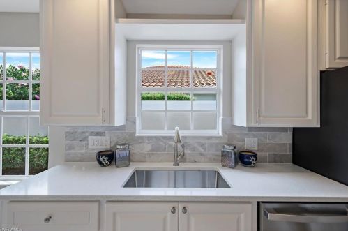 5422 Guadeloupe Way, Naples FL  34119-9578 exterior