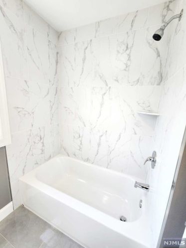 12 Lohmann Pl, Dumont NJ  07628-1520 exterior