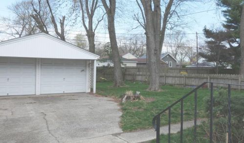 7142 Lindberg Ave, Hammond, IN 46323-2139