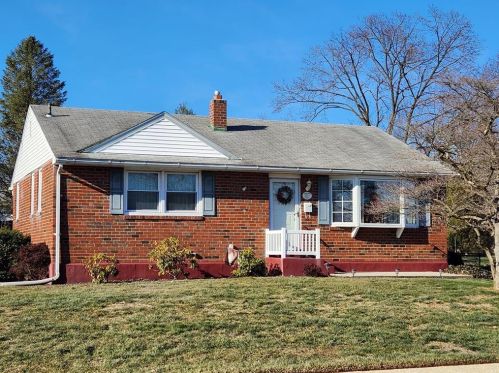 2917 Scenic Rd, Norristown, PA 19403-4249