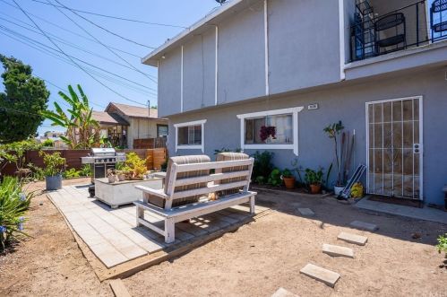 1636 219th St, Torrance, CA 90501-3814