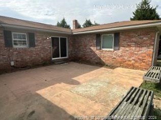 6414 Greengate Hill Rd, Fayetteville NC  28303-2117 exterior
